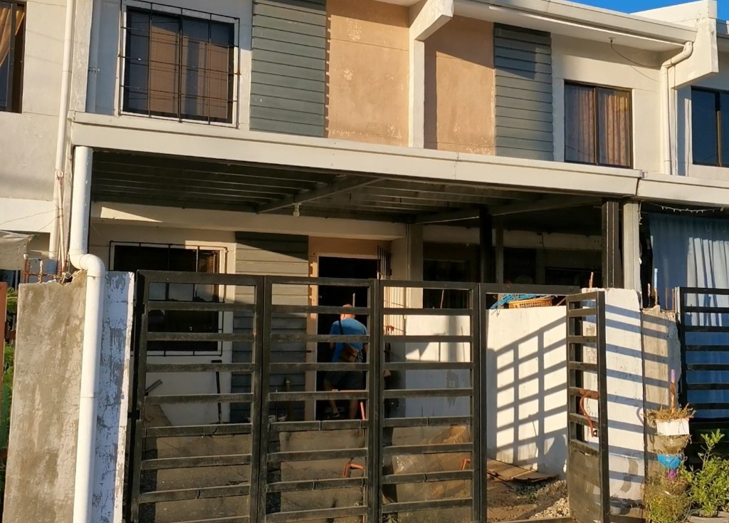 (Category: ) located in . Submitted by lhousedb (Listing ID 1133593942, Image 1). Description: .