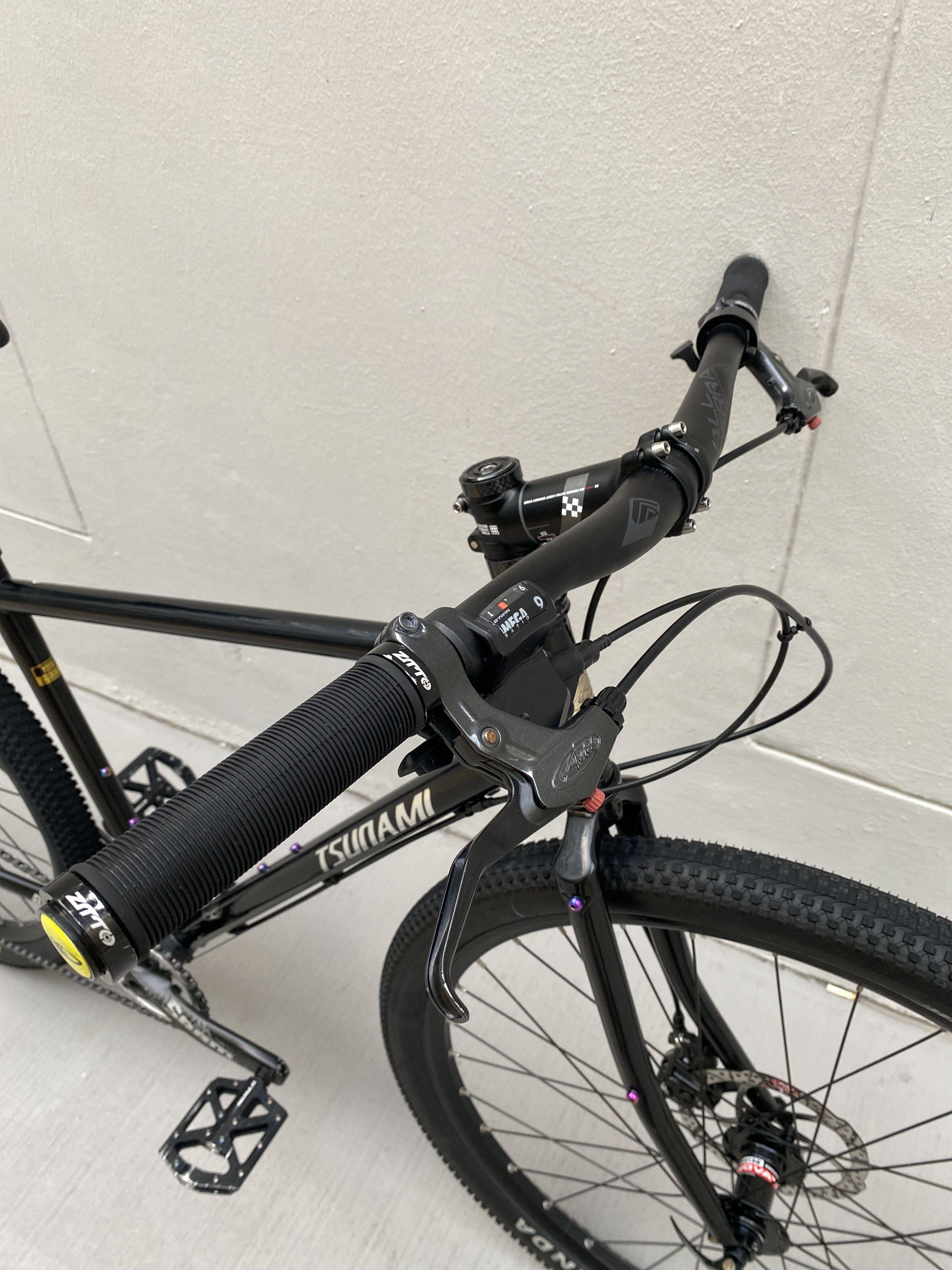 BEST LAST PRICE 690 Tsunami Blazer BL7C Commuter Gravel Touring