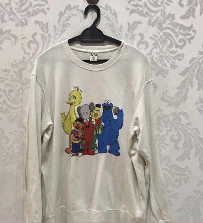 Uniqlo sesame street sweatshirt online