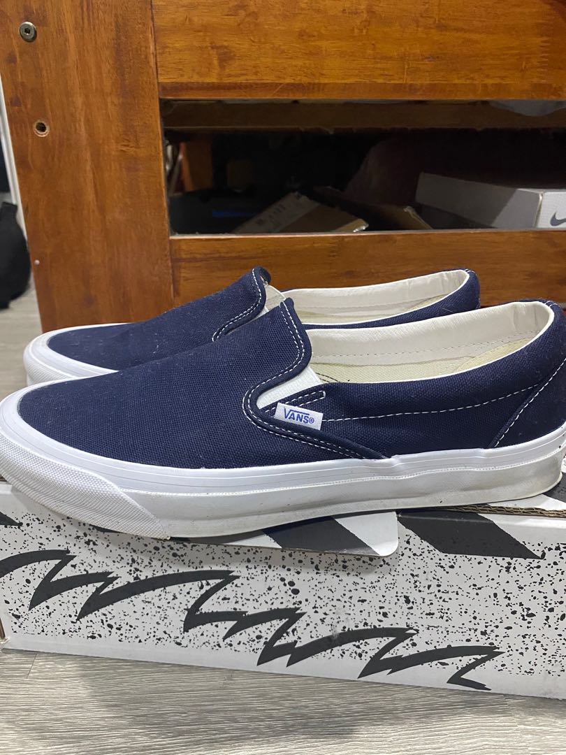 Vans vault slip discount on blue