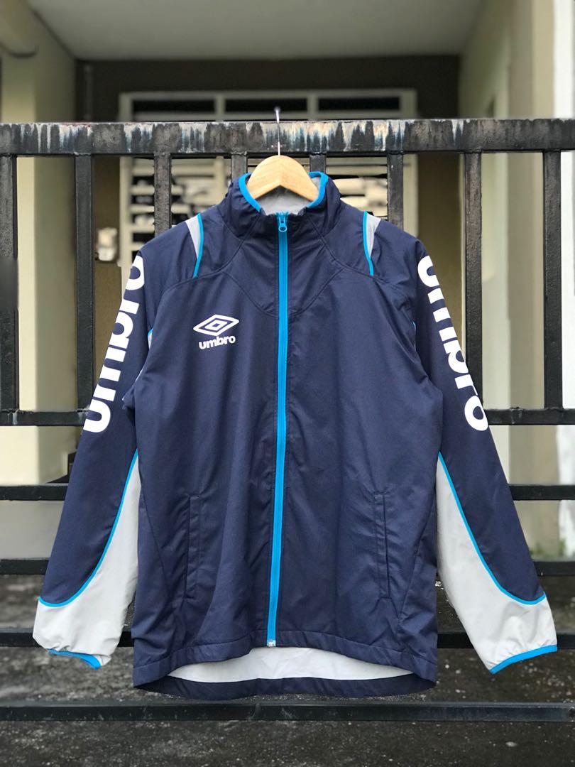 Umbro descente sale
