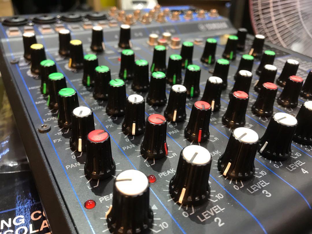 Yamaha MG10XU 10Channel Mixer and Effects, Hobbies & Toys, Music