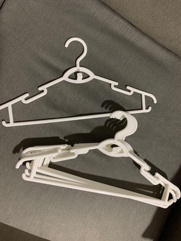 63 pcs White Clothes Hangers DAISO, Furniture & Home Living, Home