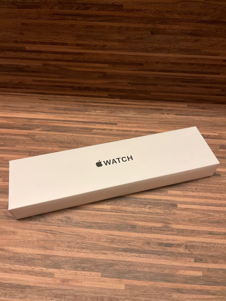 Apple watch se best sale box