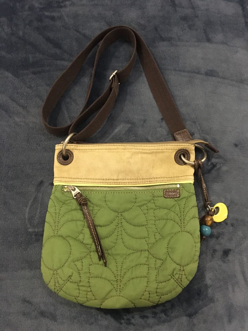 Authentic Fossil Green Sling Bag, Women's Fashion, Bags & Wallets ...
