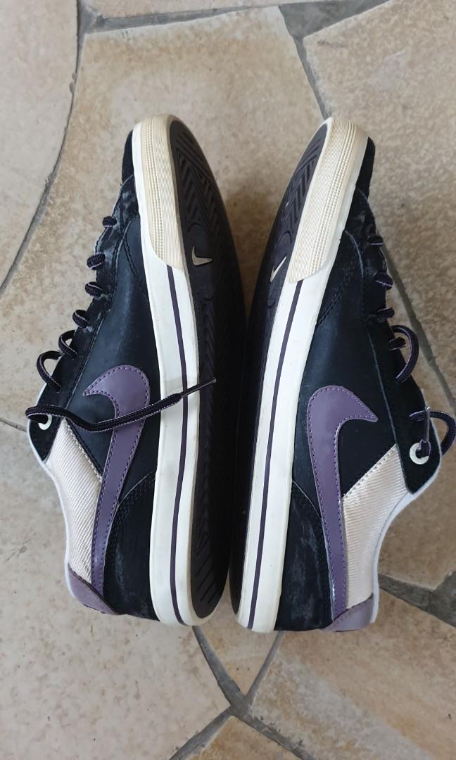 all black nike casual shoes