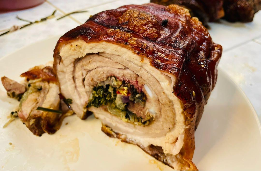 Boneless Lechon Belly (Category: Local Eats) located in Muntinlupa City. Submitted by aryansharmilla (Listing ID 1133868659, Image 3). Description: SERVILLANAS LECHON HOUSE at its best within reach-Filipino’s favorite cuisine roast pork & chicken made affordable at its best. 🐷 LECHON BELLY ROLL 🐷 AVAILABLE NOW!! 😍😍 Serve HOT and FRESHLY cooked Lechon Belly Roll ❤ ✅ MALINIS ✅ QUALITY ANG SARAP ✅ MALINAMNAM ✅ PRESYONG MURA PERO HINDI KA MAPAPAM