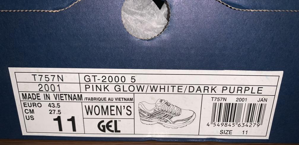 Brand New Asics GT 2000 5 Running Shoes Women s US 11 Euro 43.5 CM 27.5