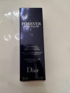 Brand new Forever skin glow 1N Dior 30ml