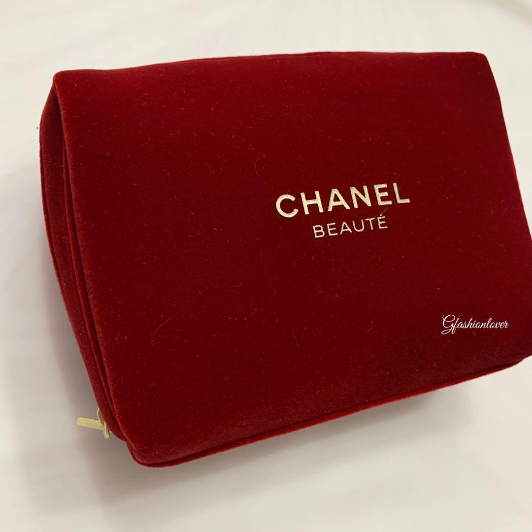 Chanel cosmetic bag discount 2019