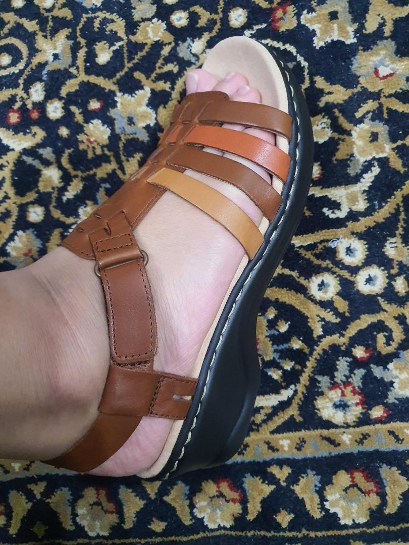 Clarks lexi laurel 2025