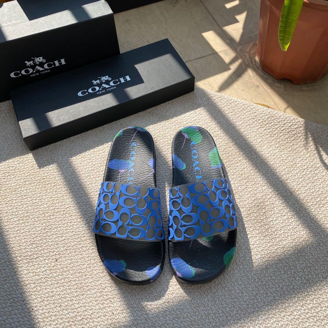 Coach women's udele hotsell love sport slide sandals