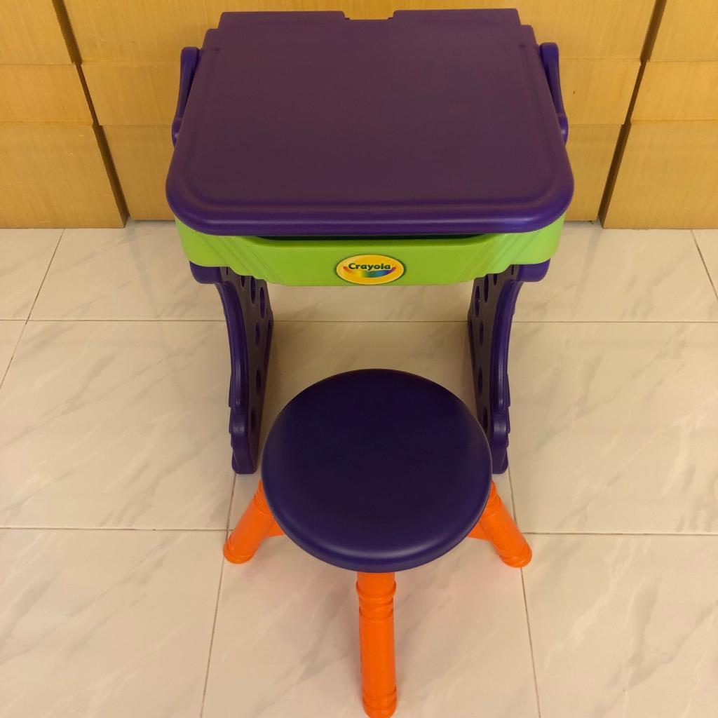Crayola painting easel/table/storage with chair, Babies & Kids, Baby