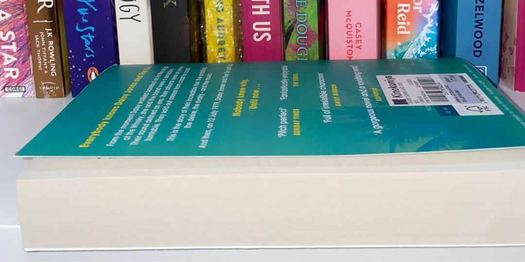 Daisy Jones and the six, Hobbies & Toys, Books & Magazines, Fiction