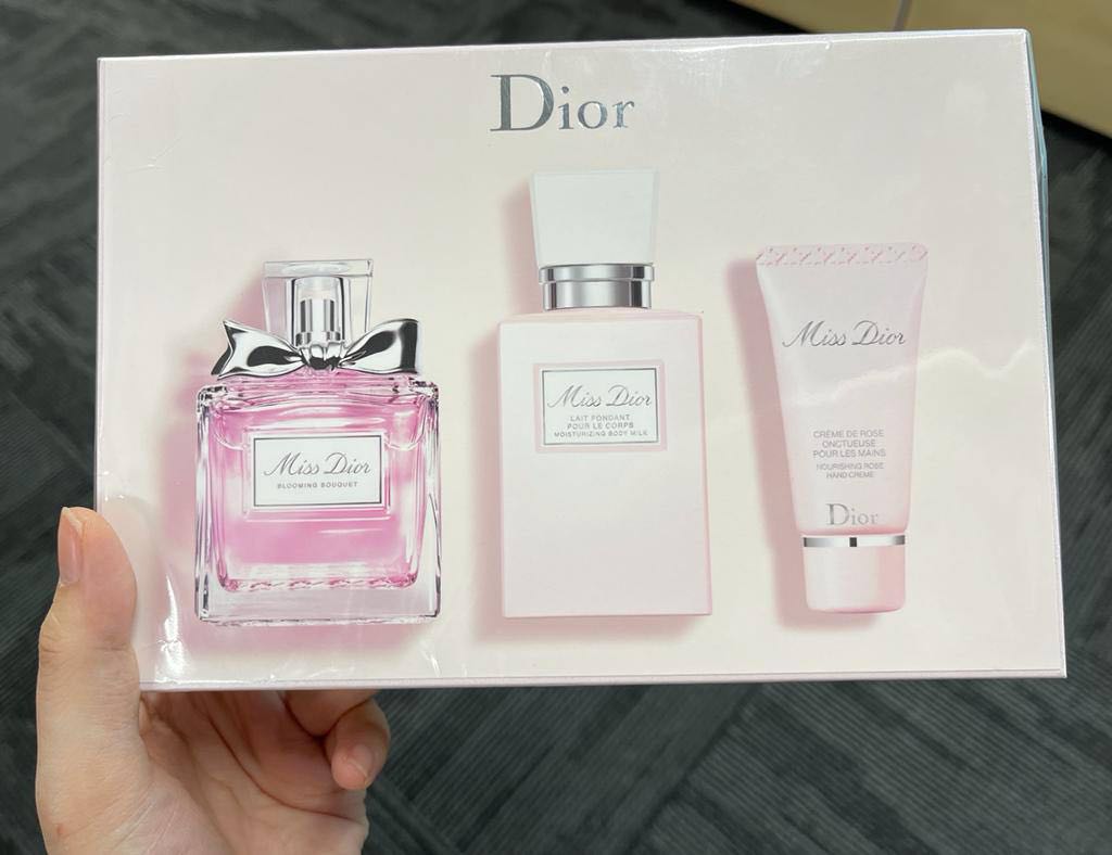 Giftset Miss Dior Blooming Bouquet  Nước Hoa 100ml  Ống Xịt 10ml  SMEGO