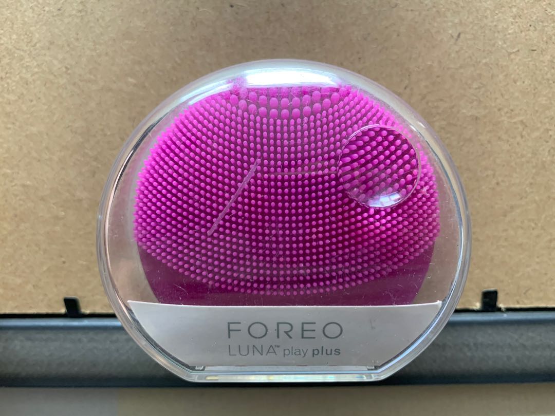 Foreo Luna Play Plus, Beauty & Personal Care, Face, Face Care on Carousell