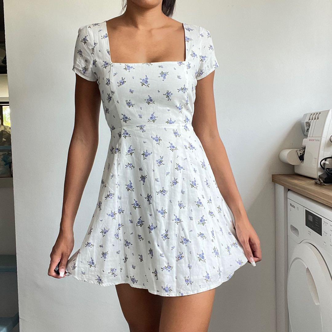 Forever 21 milk maid floral mini dress Women s Fashion Dresses