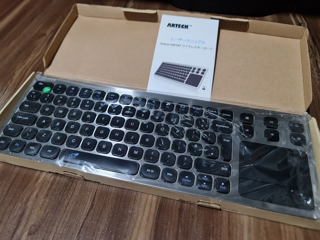 FREE DELIVERY ARTECK HW197 WIRELESS KEYBOARD WITH TOUCHPAD, Computers