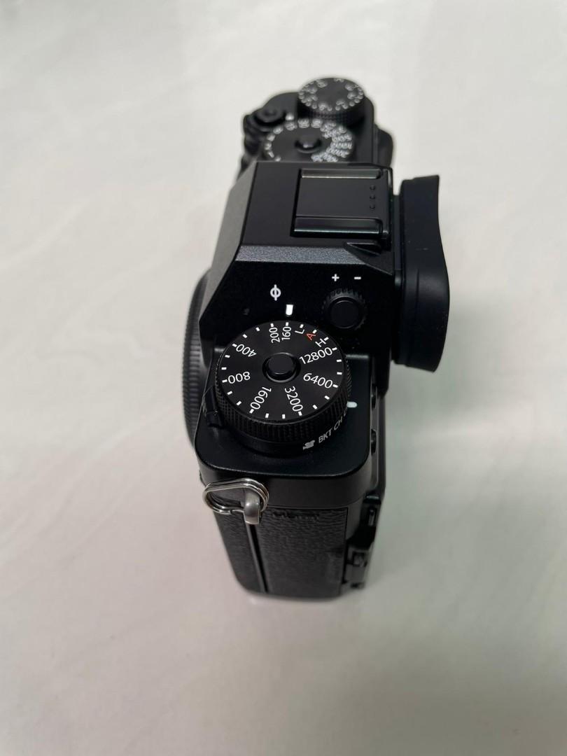 Fujifilm XT3 (Body only) + Battery Grip, Photography, Cameras on Carousell