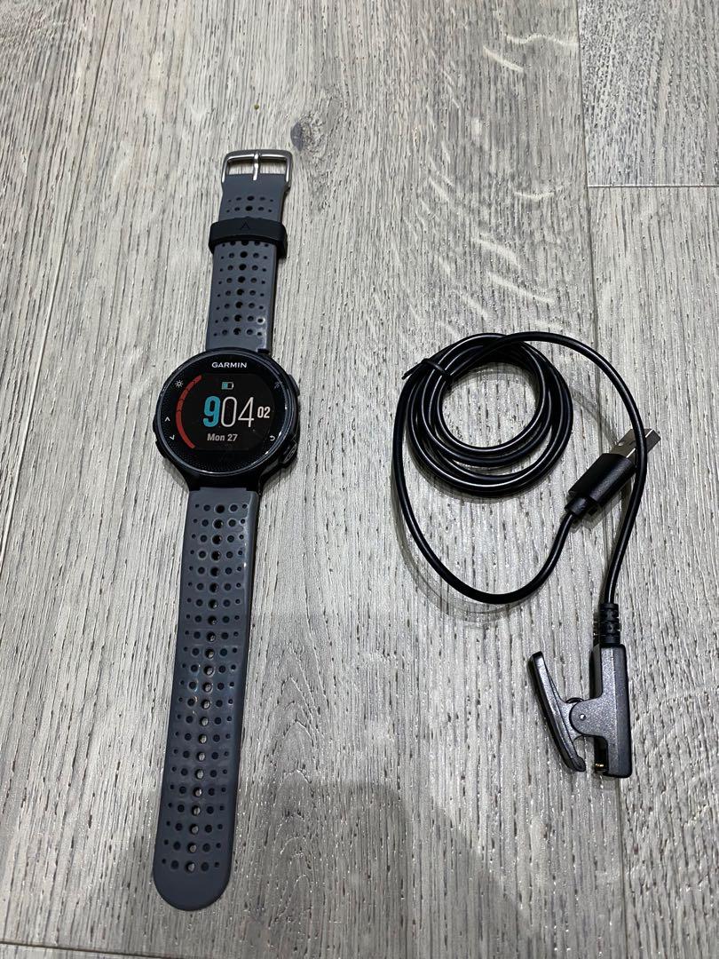 Garmin Forerunner 235