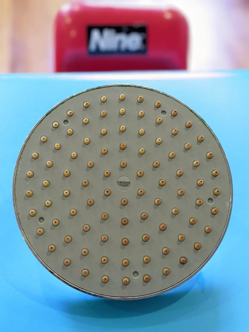 Grohe 27541 000 TEMPESTA COSMOPOLITAN 200 HEAD SHOWER, Furniture & Home