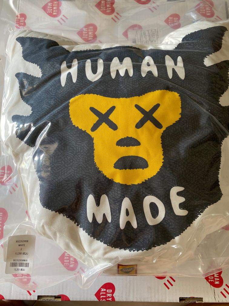 カテゴリー HUMAN MADE CUSHION KAWS #1 & #2 2個セット sWLAT