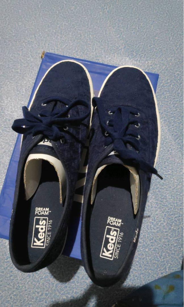 Keds eyelet lace sneakers top