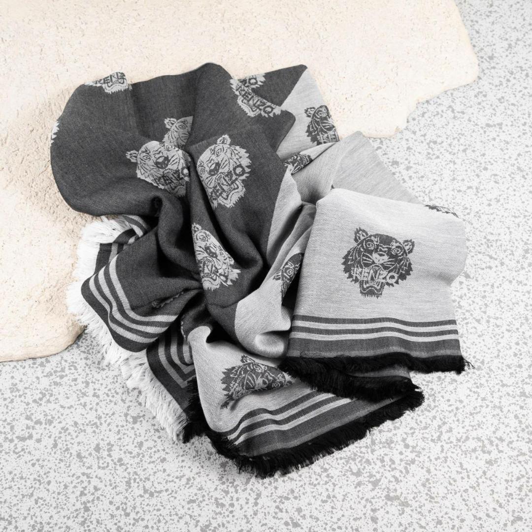 Kenzo tiger best sale scarf