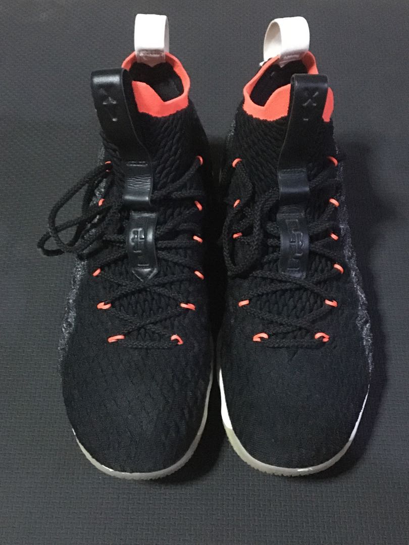 Lebron 15 crimson shop