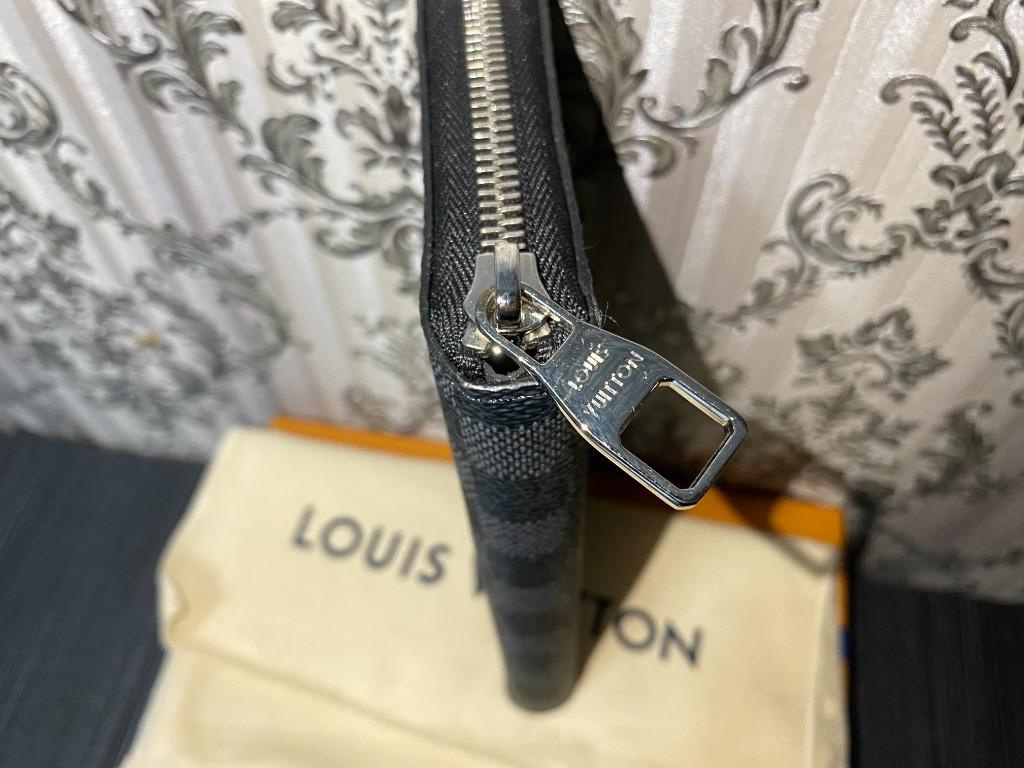 Louis Vuitton Zippy Wallet Vertical Damier Graphite N63095 Authentic CA1195