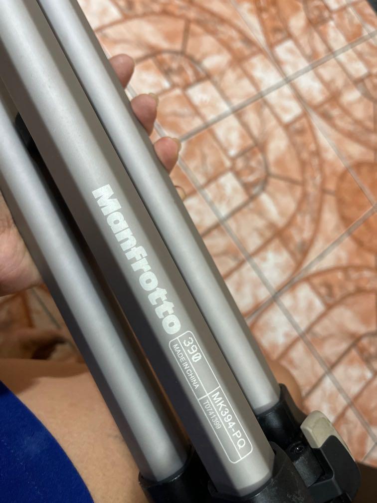 Manfrotto tripod (Category: Tripods & Monopods) located in Cavite. Submitted by jenairivera (Listing ID 1133781515, Image 2). Description: Manfrotto tripod.