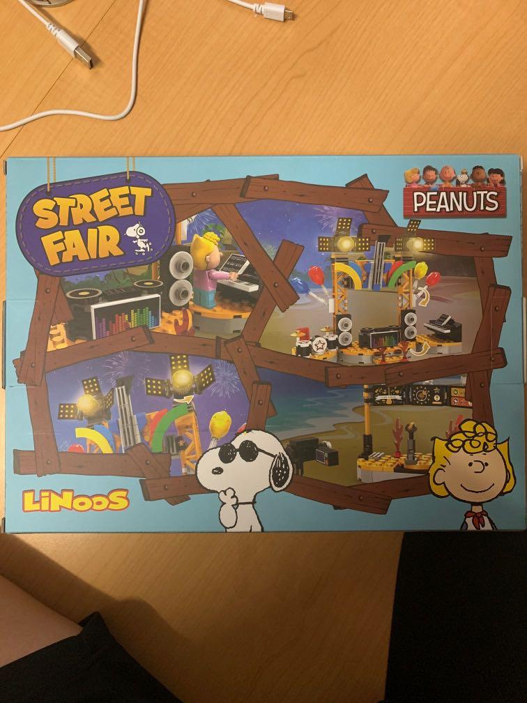 miniso snoopy lego
