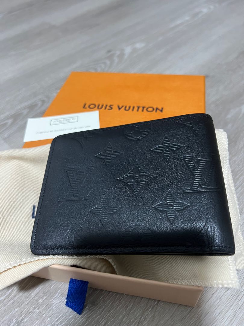LOUIS VUITTON LOUIS VUITTON Hybrid Wallet Monogram Shadow Card Case M81526  leather Black Used M81526