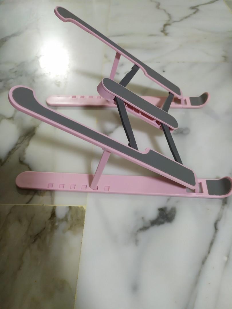 Multi-position foldable notebook (Category: Laptops & Notebooks) located in Singapore. Submitted by minmit (Listing ID 1133908644, Image 2). Description: Strictly for meet-up only Location can be discussed~.