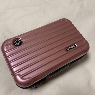 Nike硬殼旅行包