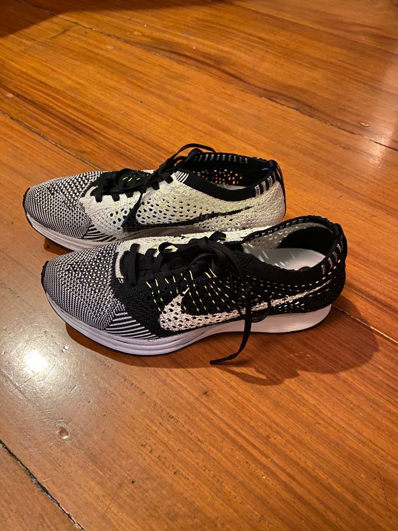 flyknit racer nike womens