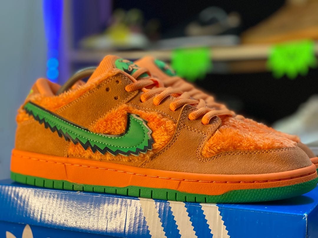 NIKE SB DUNK GRATEFULL DEATH Men s Fashion Footwear Sneakers on