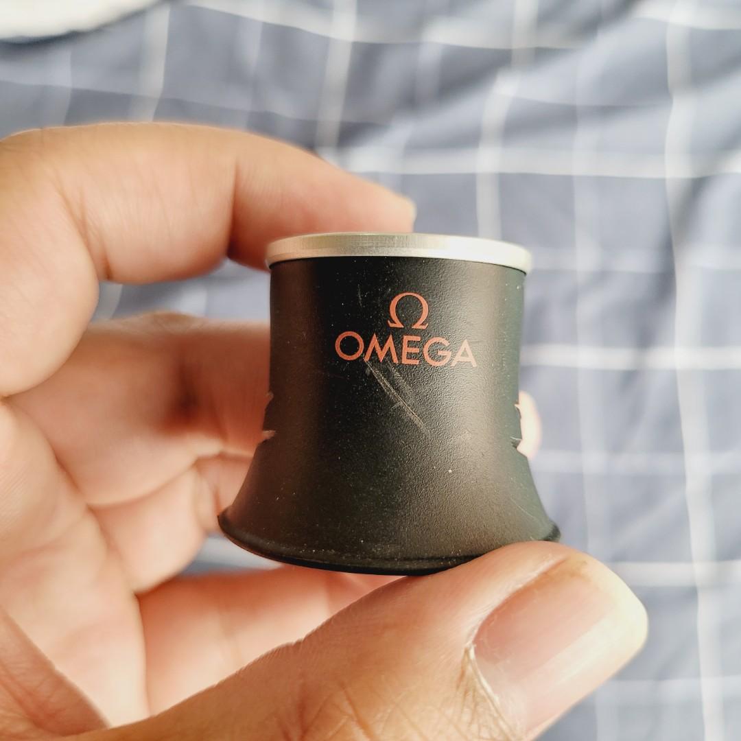 Omega speedmaster hotsell loupe