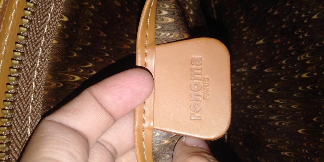 Renoma Paris clutch (Category: Luxury Bags & Wallets) located in Valenzuela. Submitted by relchris22 (Listing ID 1133814290, Image 3). Description: Japan preloved minimal sign of wear details each picture.
