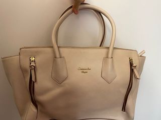 （分類：）位於 。 由 stephanielam92 提交（商品編號 1133797542，圖片 1）。簡介： 。