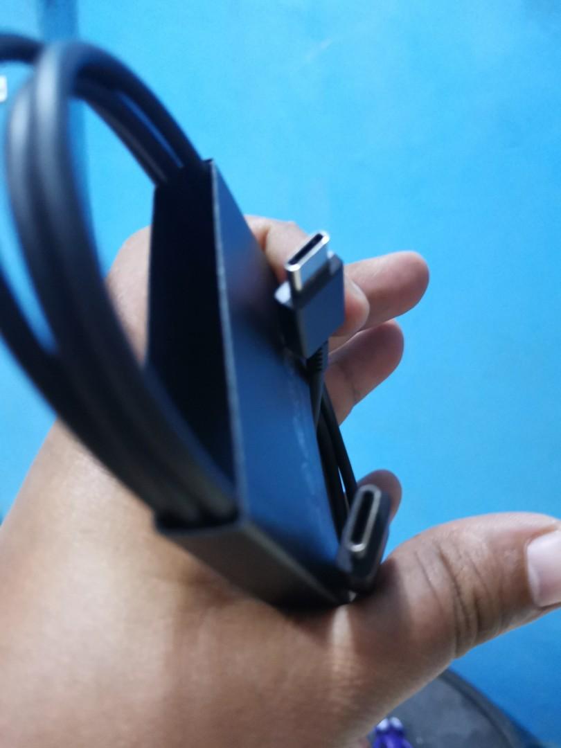 Samsung USB C to type C cable (Category: Chargers & Cables) located in Manila. Submitted by sxam0512 (Listing ID 1133833941, Image 3). Description: Samsung cable usb C to type C Unused cable 1 meter Color black Location: QC Batasan Pick up or delivery OR PM for shopee link Text or viber @ 09302942644.