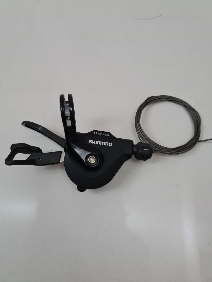 Shimano 105 Right shifter 11 speed SLRS700R, Sports Equipment