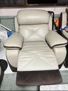 Single Recliner Sofa / Arm Chair