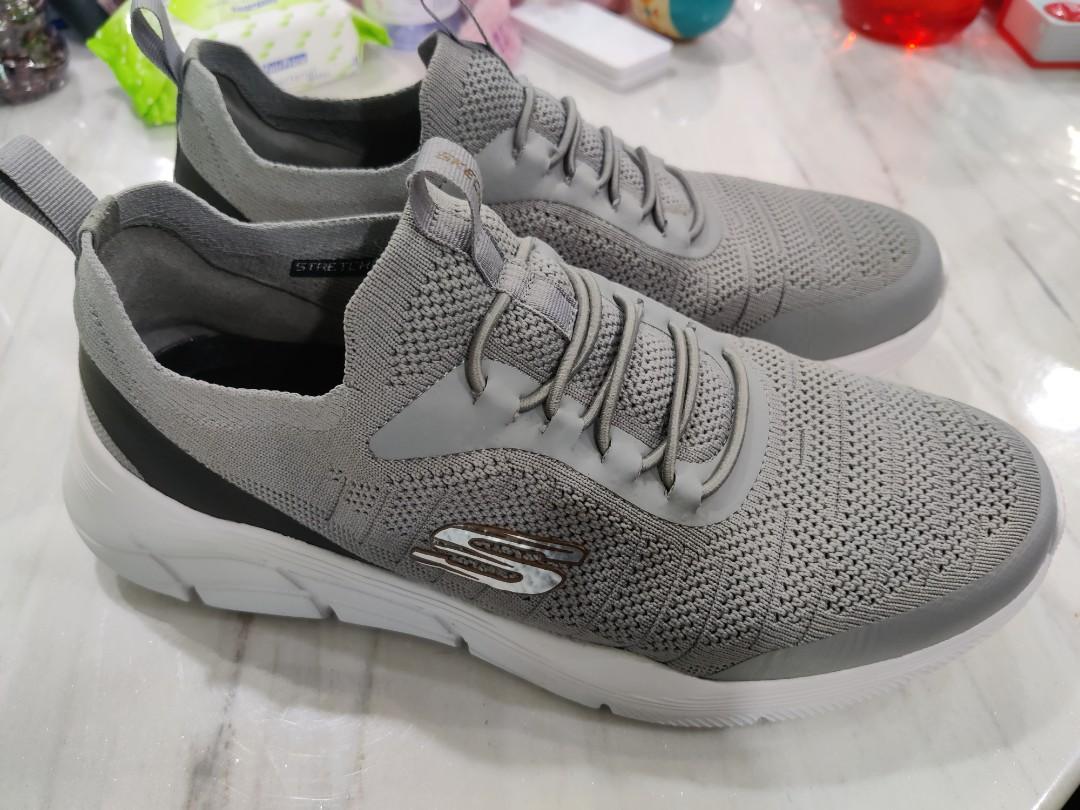 mens skechers stretch fit