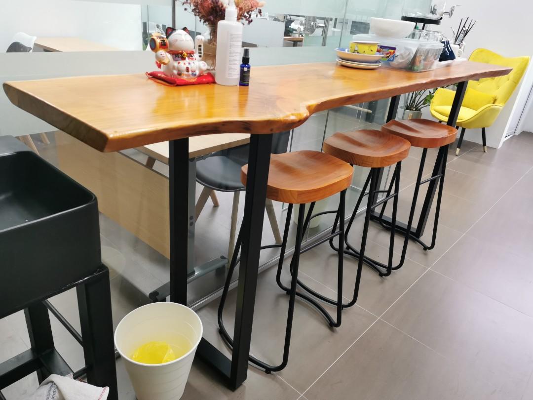 Bar table and on sale high chairs