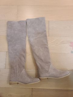 （分類：）位於 。 由 hlunpoon 提交（商品編號 1133918550，圖片 1）。簡介： 。