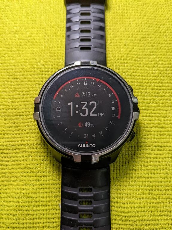 Suunto Spartan Sport HR Baro Stealth Luxury Watches on Carousell