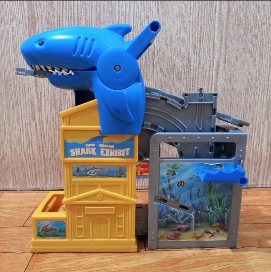 Sodor aquarium shark shop exhibit