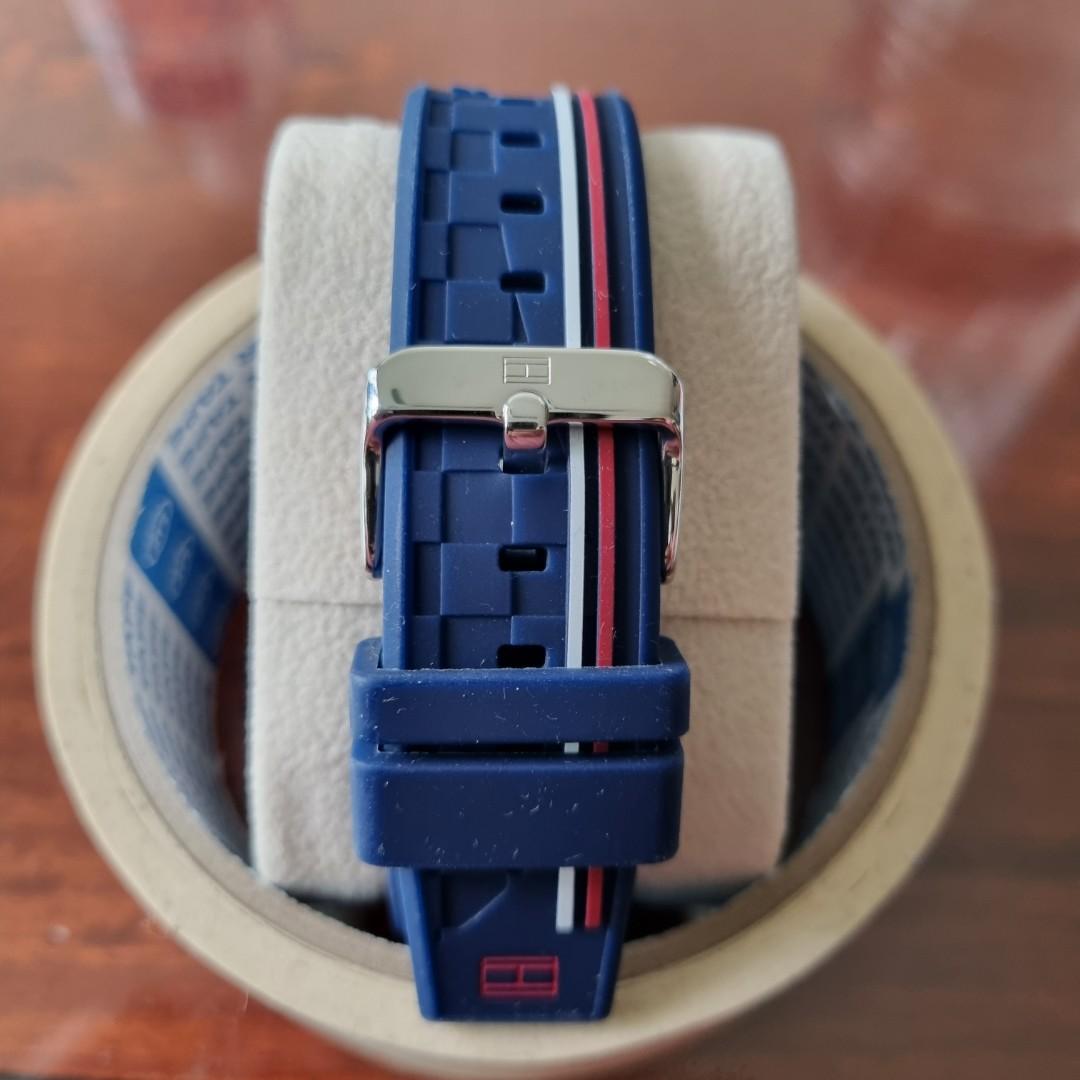 Tommy hilfiger men's navy silicone strap watch 46mm hot sale