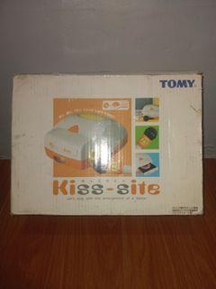 TOMY (Japan) Vintage Kiss Site Audio/Video CD Karaoke Portable Player